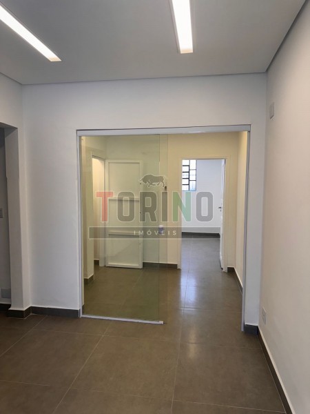 Prédio Inteiro à venda com 1 quarto, 132m² - Foto 8