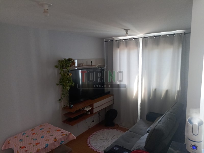 Apartamento à venda com 2 quartos, 44m² - Foto 4