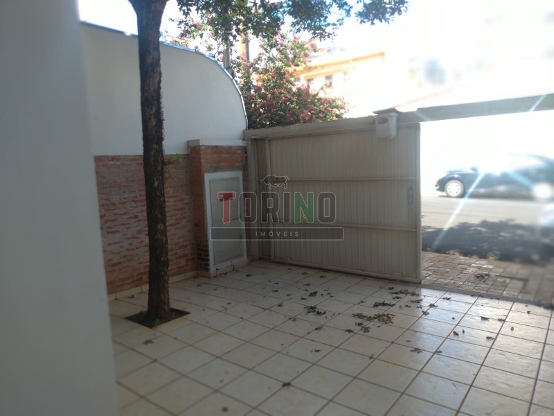 Casa à venda e aluguel com 4 quartos, 151m² - Foto 29