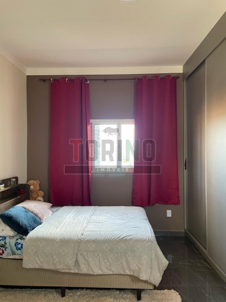 Casa à venda com 4 quartos, 160m² - Foto 14