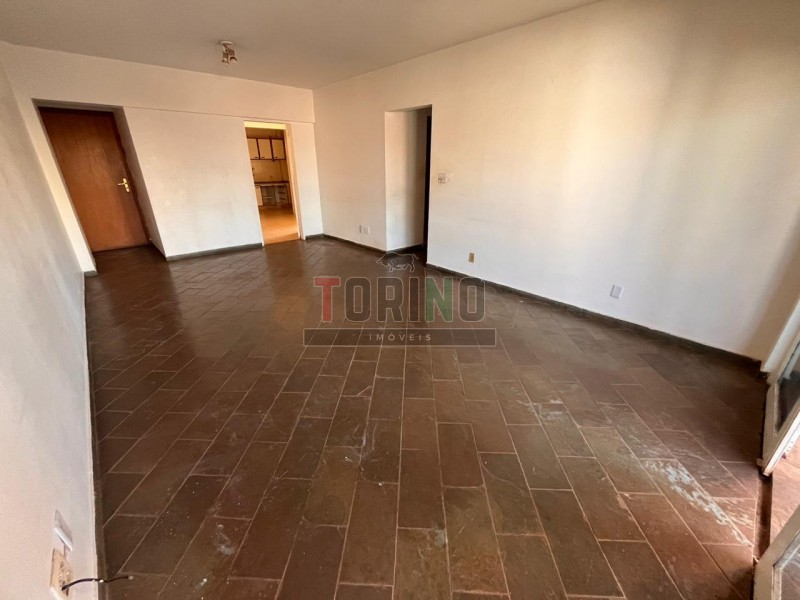 Apartamento à venda com 3 quartos, 100m² - Foto 1