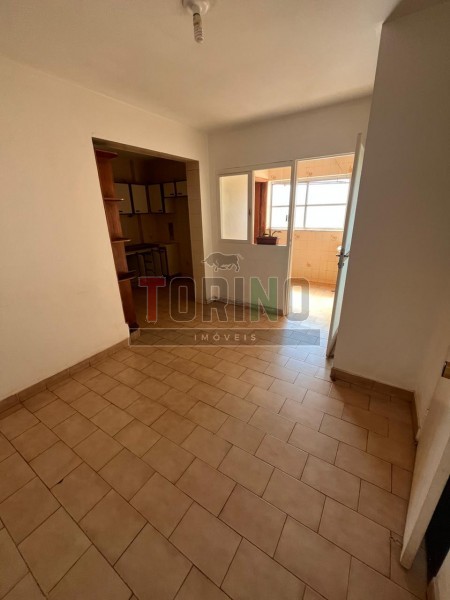 Apartamento à venda com 3 quartos, 100m² - Foto 4