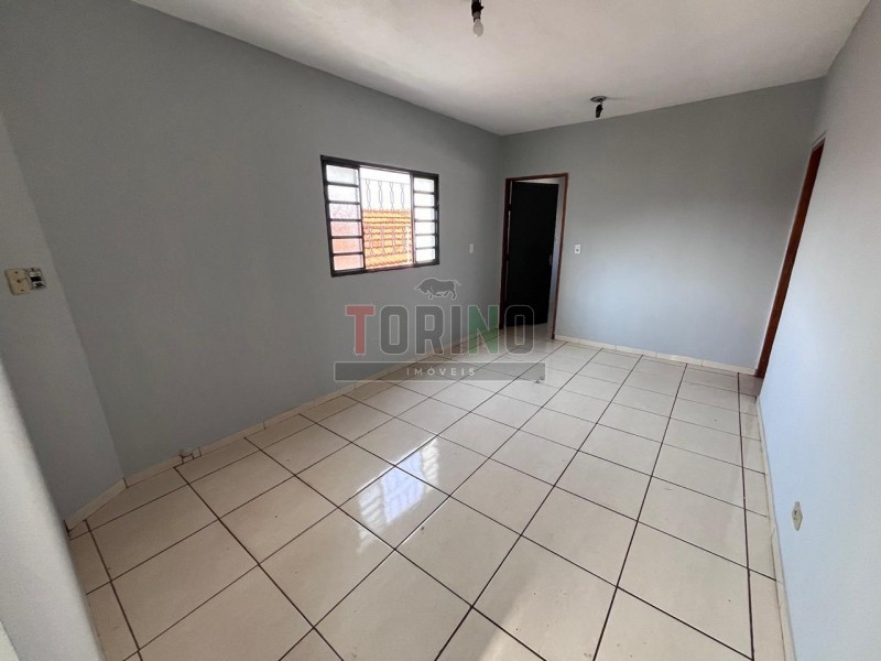 Casa à venda e aluguel com 2 quartos, 191m² - Foto 4