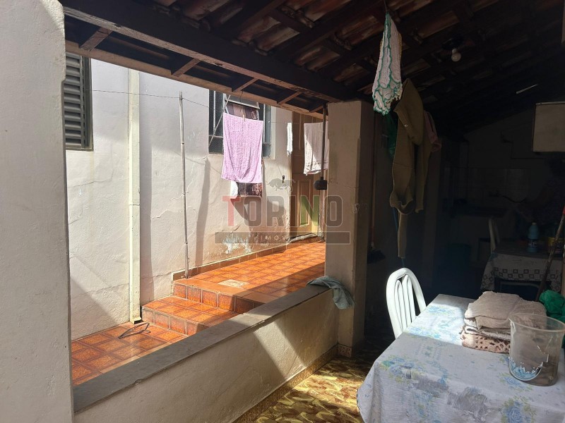 Casa à venda com 3 quartos, 122m² - Foto 16