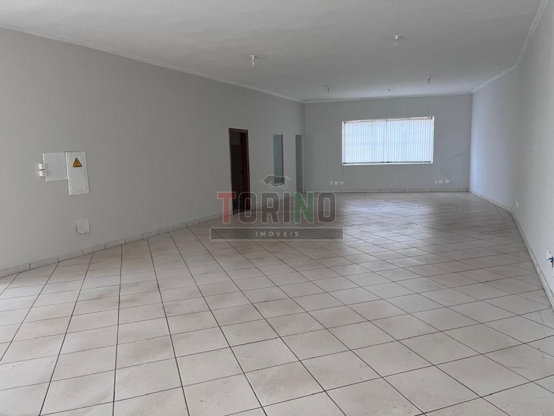 Prédio Inteiro para alugar, 475m² - Foto 10