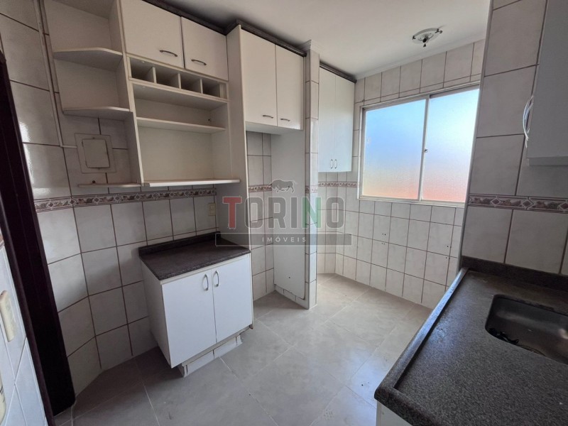 Apartamento à venda com 3 quartos, 54m² - Foto 1