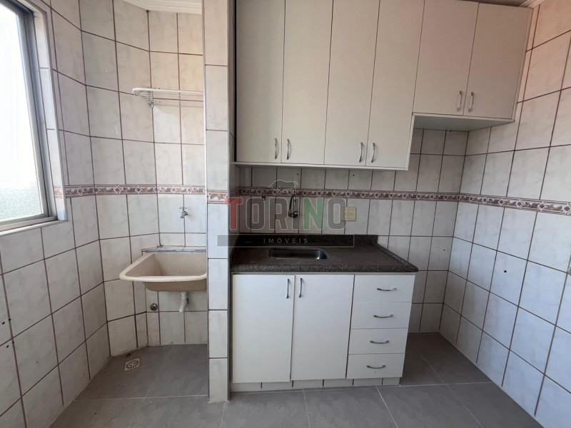 Apartamento à venda com 3 quartos, 54m² - Foto 3