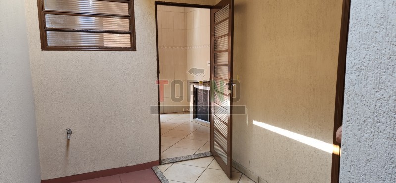 Casa para alugar com 2 quartos, 187m² - Foto 17