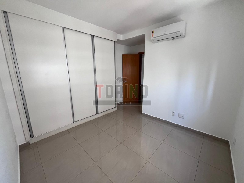 Apartamento para alugar com 2 quartos, 87m² - Foto 5