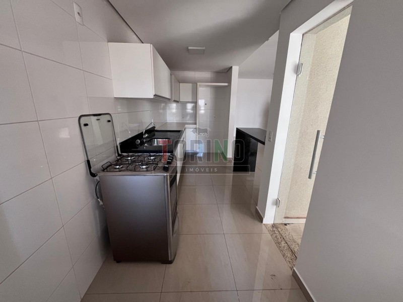 Apartamento para alugar com 2 quartos, 87m² - Foto 13