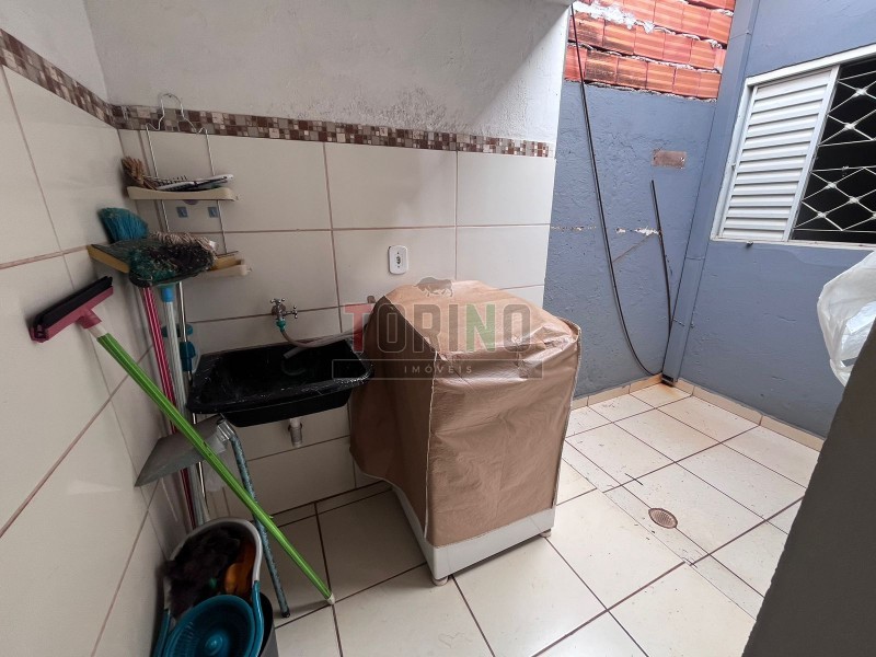 Casa à venda com 2 quartos, 94m² - Foto 12