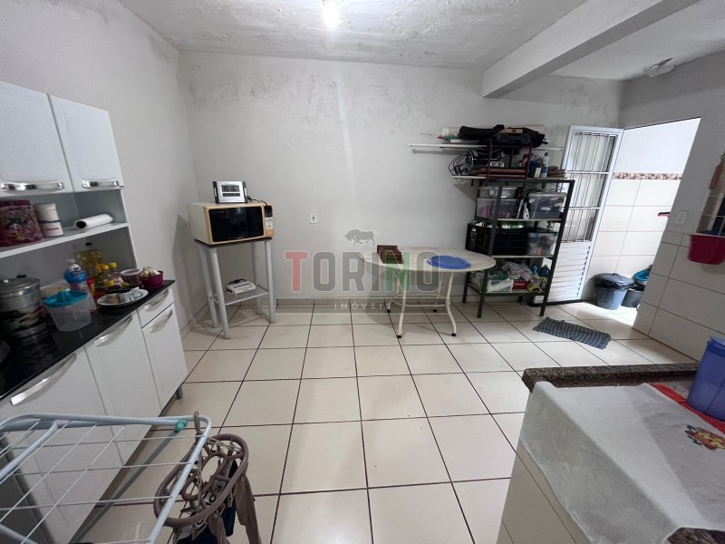 Casa à venda com 2 quartos, 94m² - Foto 8