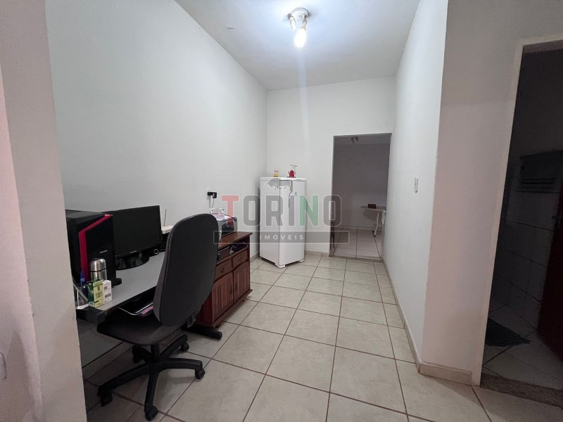 Casa à venda com 2 quartos, 94m² - Foto 5