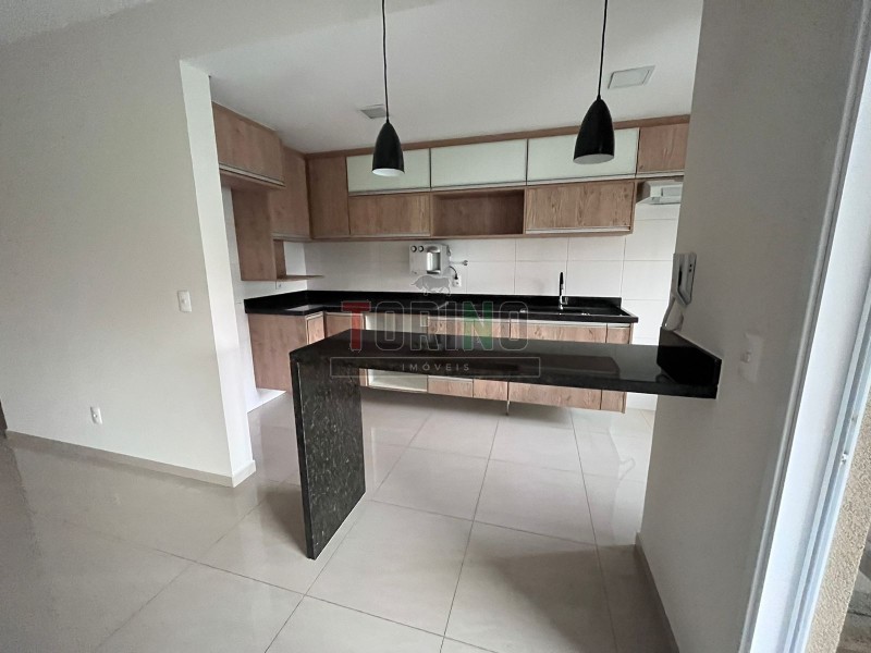 Apartamento para alugar com 2 quartos, 87m² - Foto 12