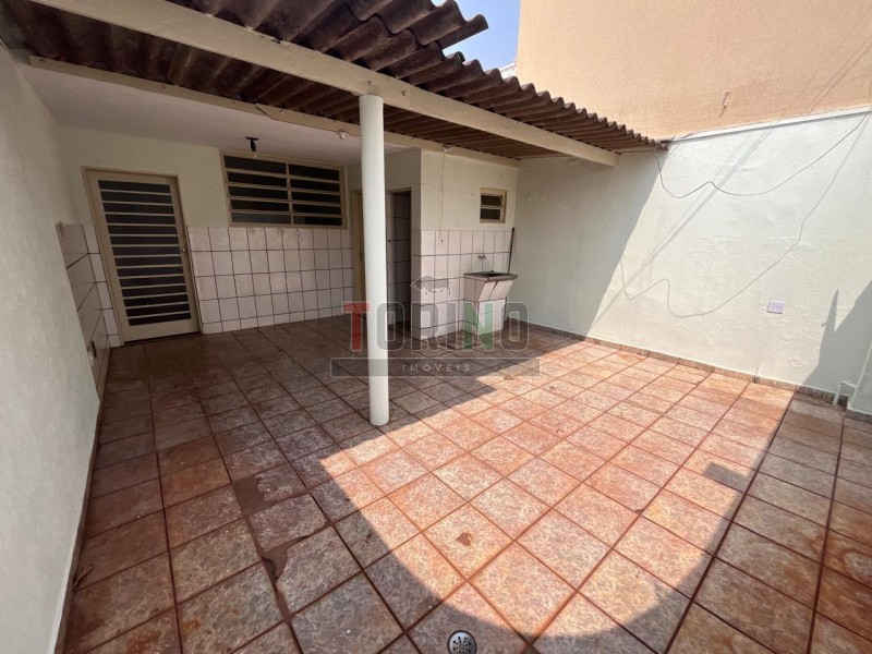 Casa para alugar com 3 quartos, 137m² - Foto 18