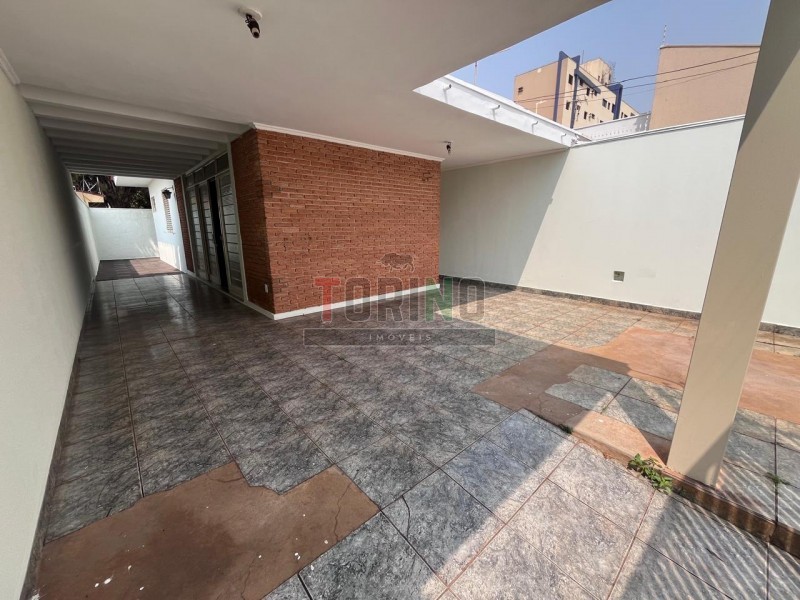 Casa para alugar com 3 quartos, 137m² - Foto 22