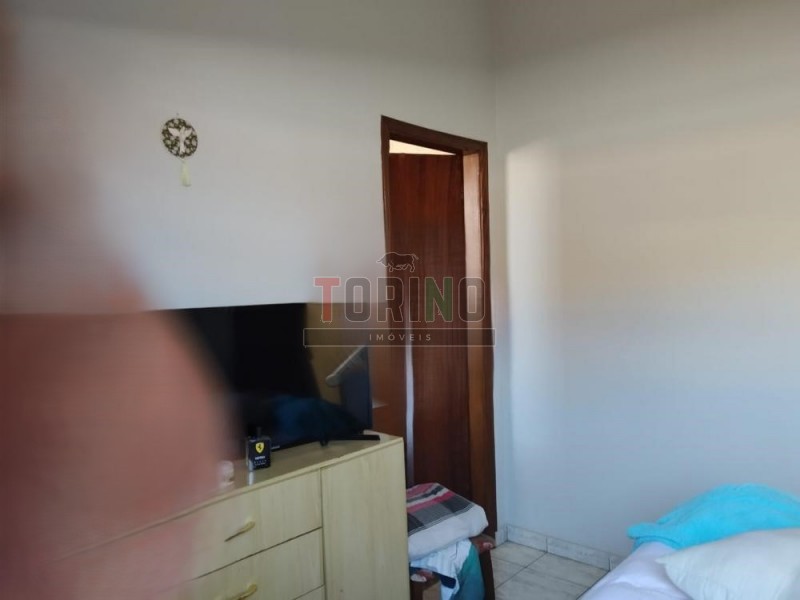 Casa à venda com 4 quartos, 185m² - Foto 9