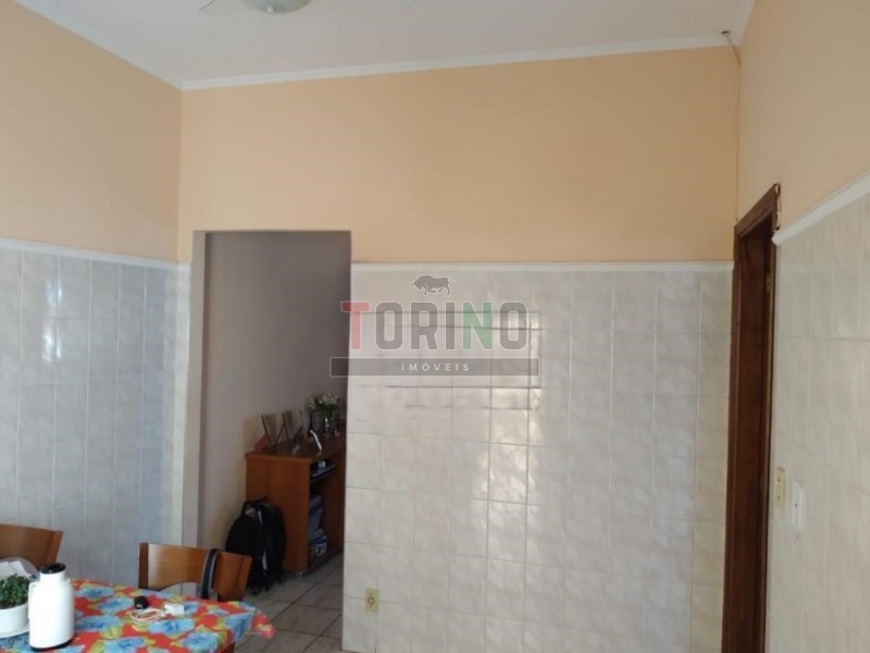 Casa à venda com 4 quartos, 185m² - Foto 14