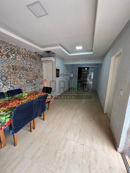 Casa à venda com 2 quartos, 160m² - Foto 6