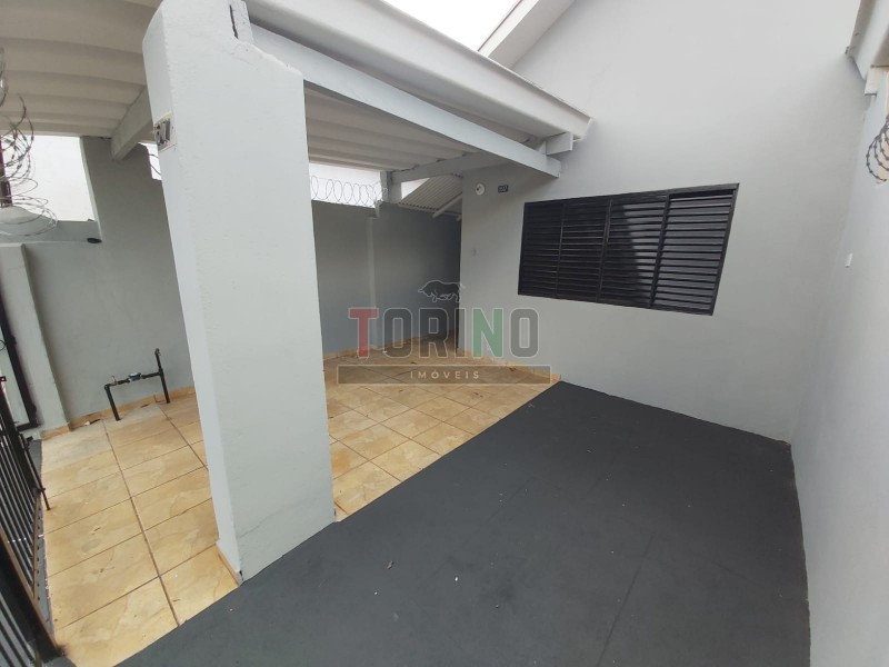 Casa para alugar com 2 quartos, 78m² - Foto 16