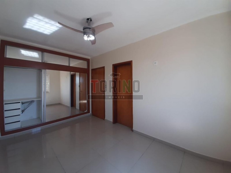 Apartamento à venda com 2 quartos, 96m² - Foto 4