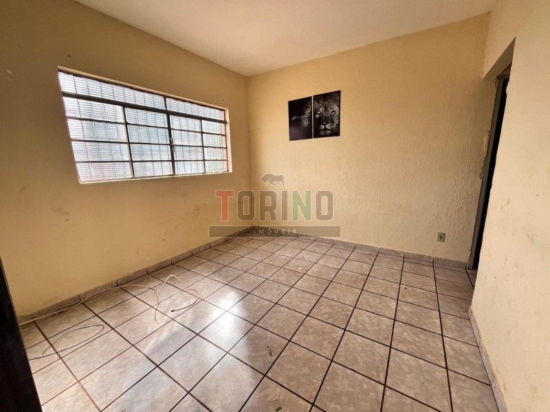 Casa para alugar com 2 quartos, 102m² - Foto 3