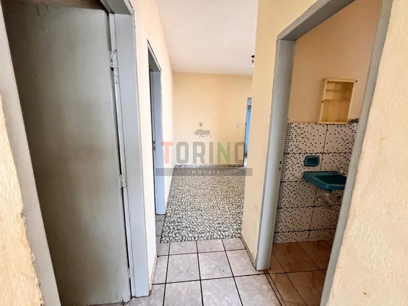 Casa para alugar com 2 quartos, 102m² - Foto 4