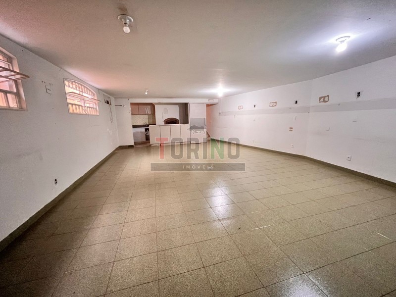 Casa para alugar com 20 quartos, 1457m² - Foto 58