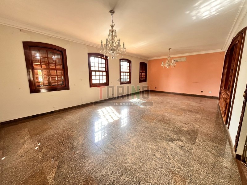 Casa para alugar com 20 quartos, 1457m² - Foto 4