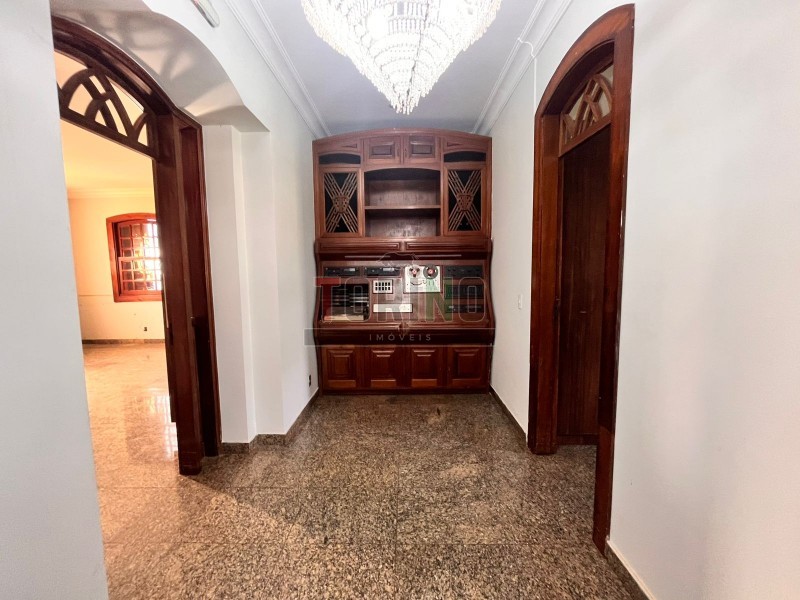 Casa para alugar com 20 quartos, 1457m² - Foto 13