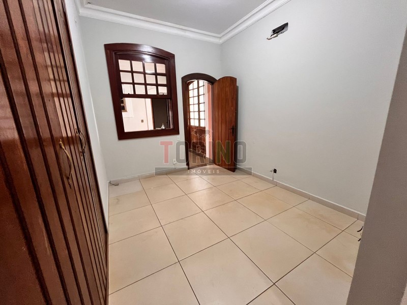 Casa para alugar com 20 quartos, 1457m² - Foto 46