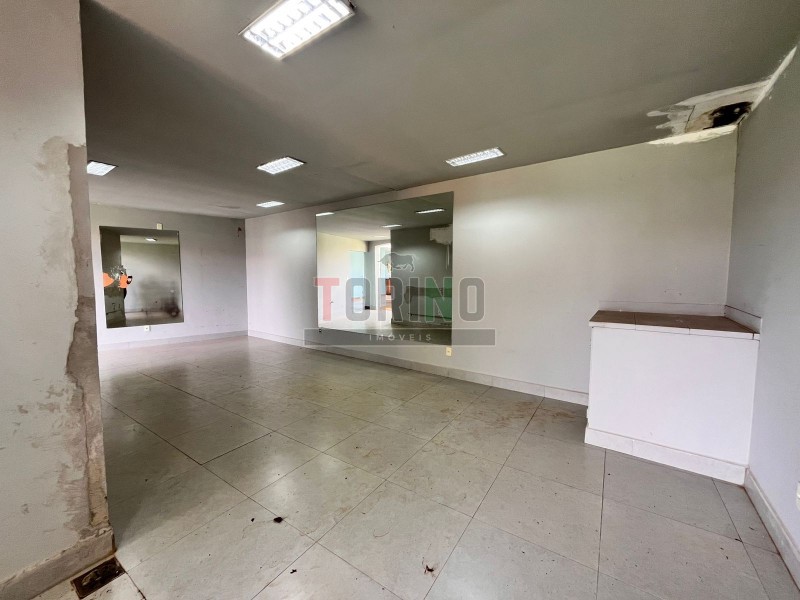 Casa para alugar com 20 quartos, 1457m² - Foto 62