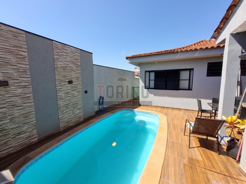 Casa à venda com 3 quartos, 300m² - Foto 17