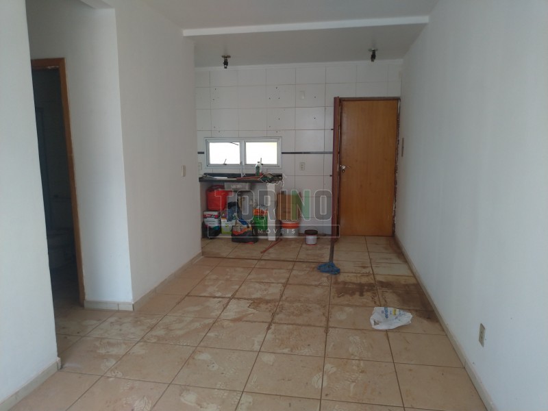 Apartamento para alugar com 2 quartos, 70m² - Foto 3