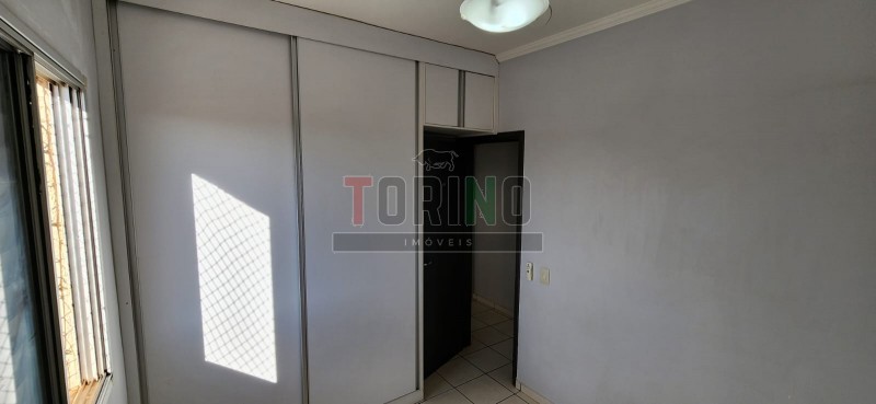 Apartamento à venda com 2 quartos, 62m² - Foto 5