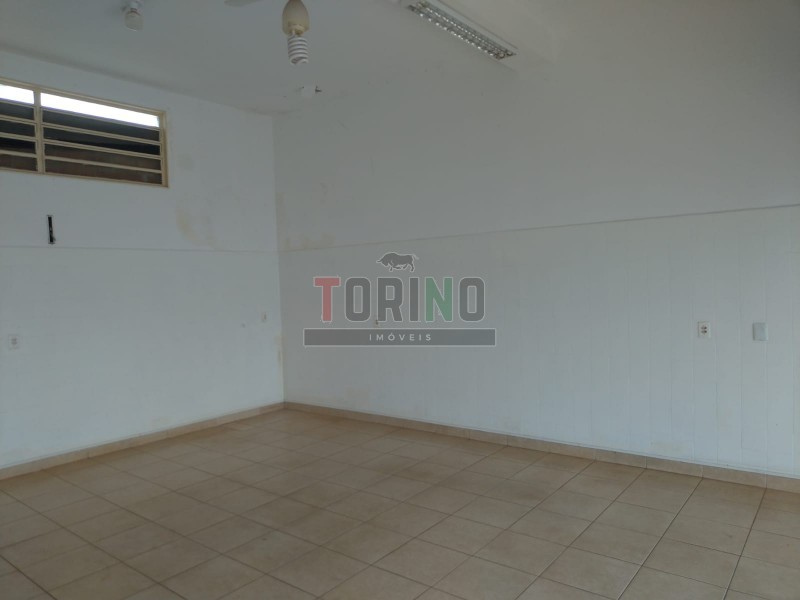 Prédio Inteiro para alugar, 50m² - Foto 2