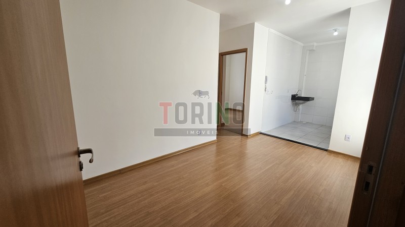 Apartamento à venda com 2 quartos, 48m² - Foto 4