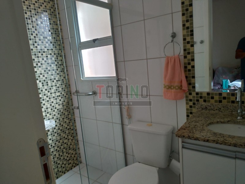 Apartamento para alugar com 2 quartos, 76m² - Foto 12