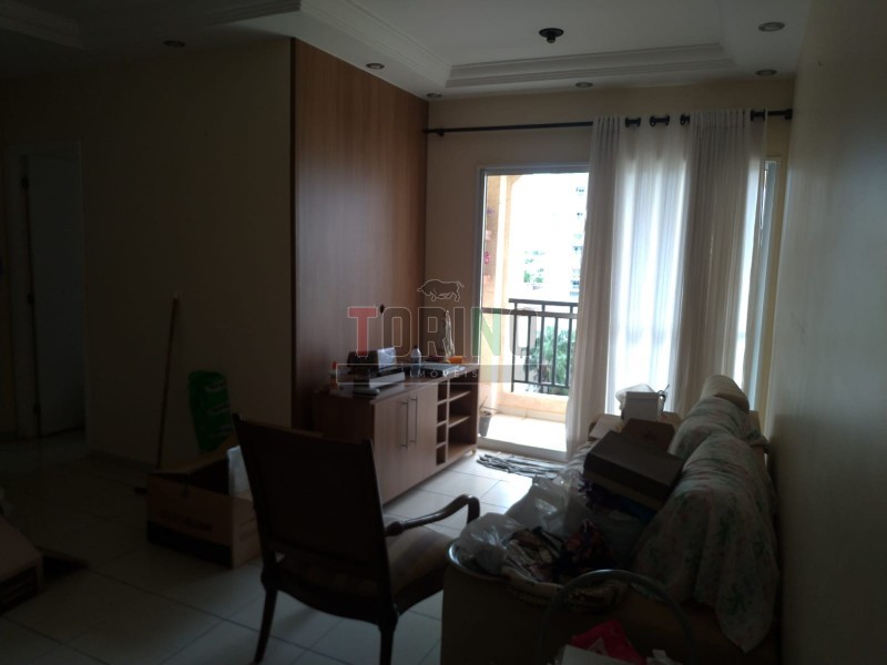 Apartamento para alugar com 2 quartos, 76m² - Foto 5