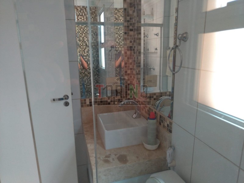 Apartamento para alugar com 2 quartos, 76m² - Foto 9